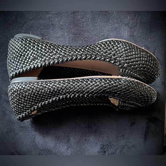 Joan & David Woven Patent Leather “Daemilie" Flats Sz 8 - Picture 4 of 6